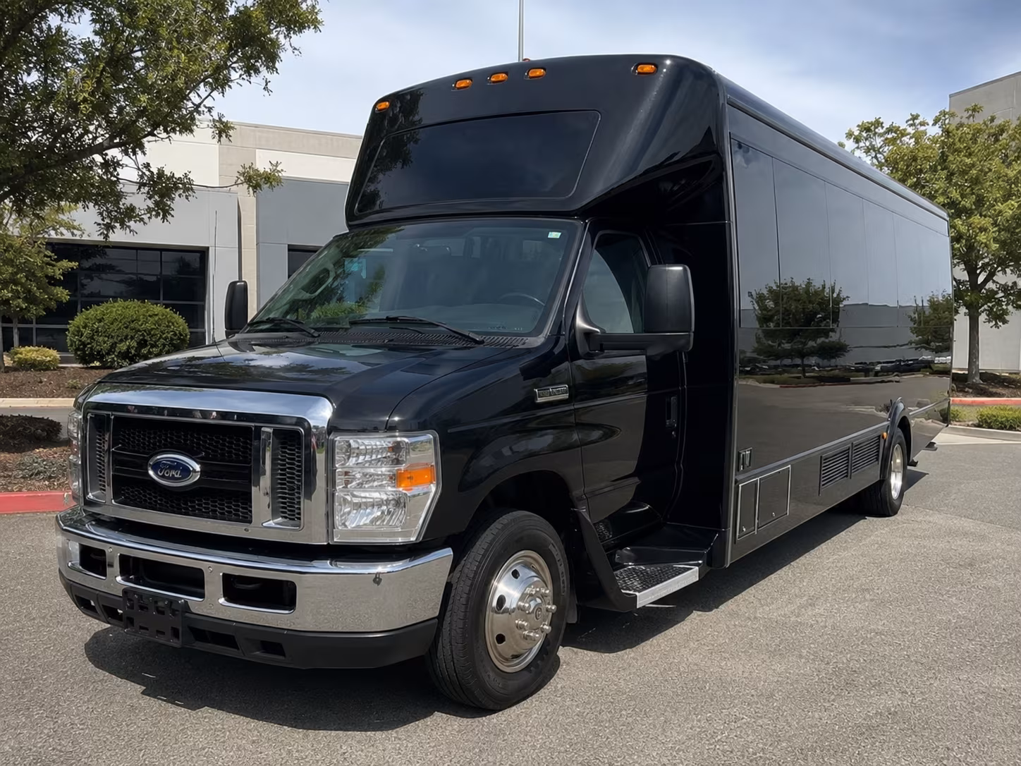bachelorette wine tours deserve a party bus not a carpool
