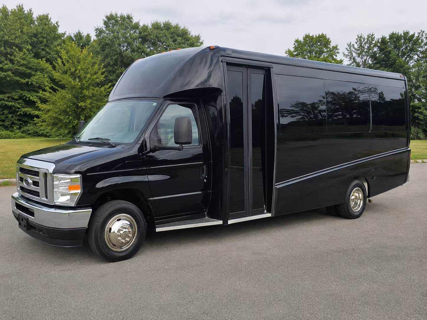 sacramento rent a charter bus for your sacramento winery tour
